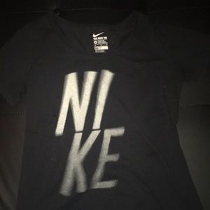 Nike top